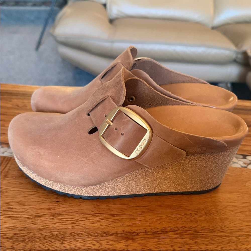 Papillio Tan Mules with Gold Buckle - Picture 2 of 6